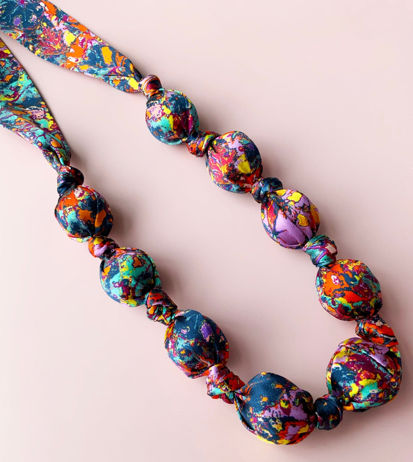 LANYA TROPICANA FROOTI REEF PRINT SILK BEAD NECKLACE UPCLOSE