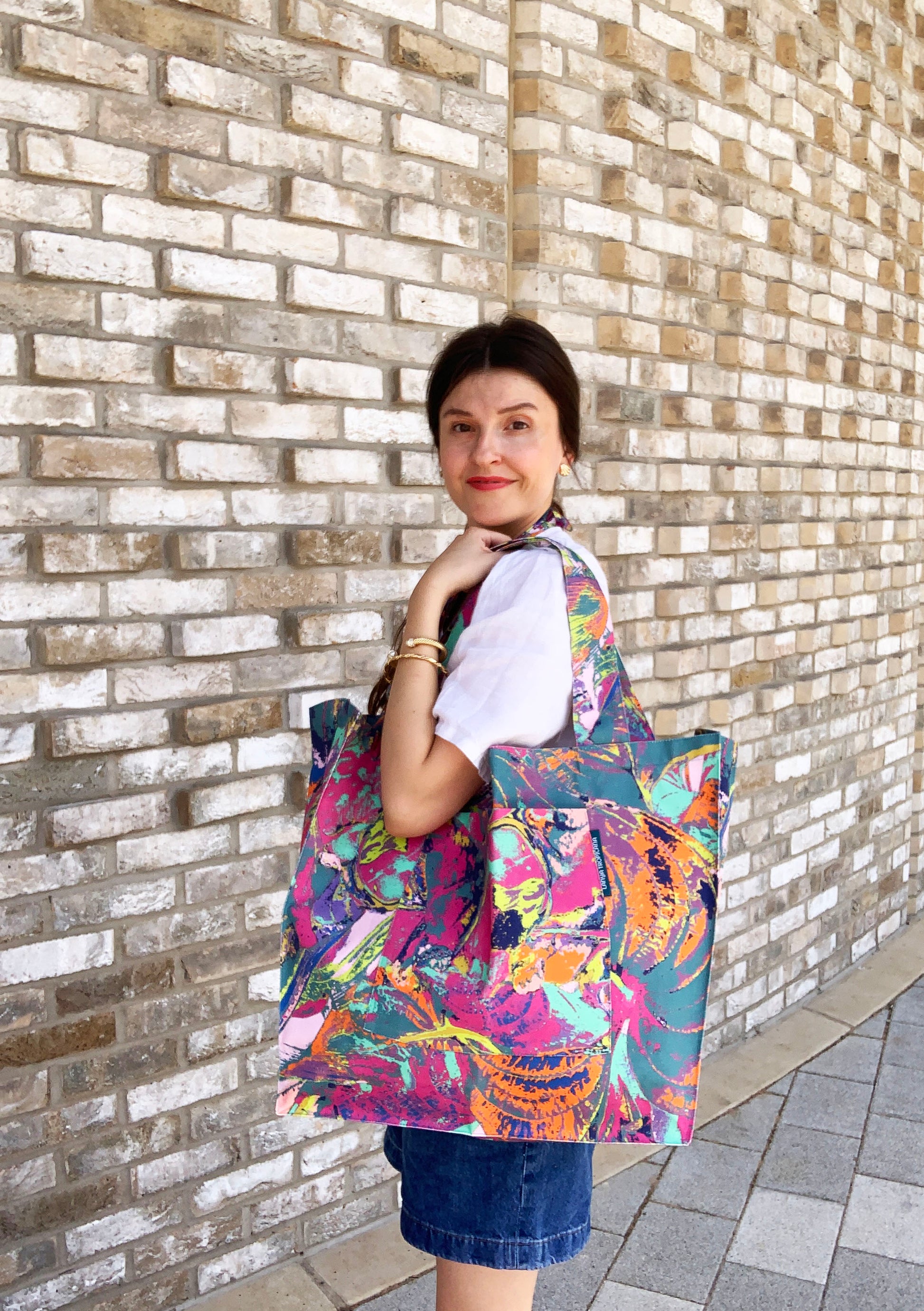 LANYA TROPICANA HAPPY ZEST ORCHADIA PRINTED ORGANIC COTTON CANVAS COLOURFUL MAXIMAL SUSTAINABLE TOTE BAG AS WORN