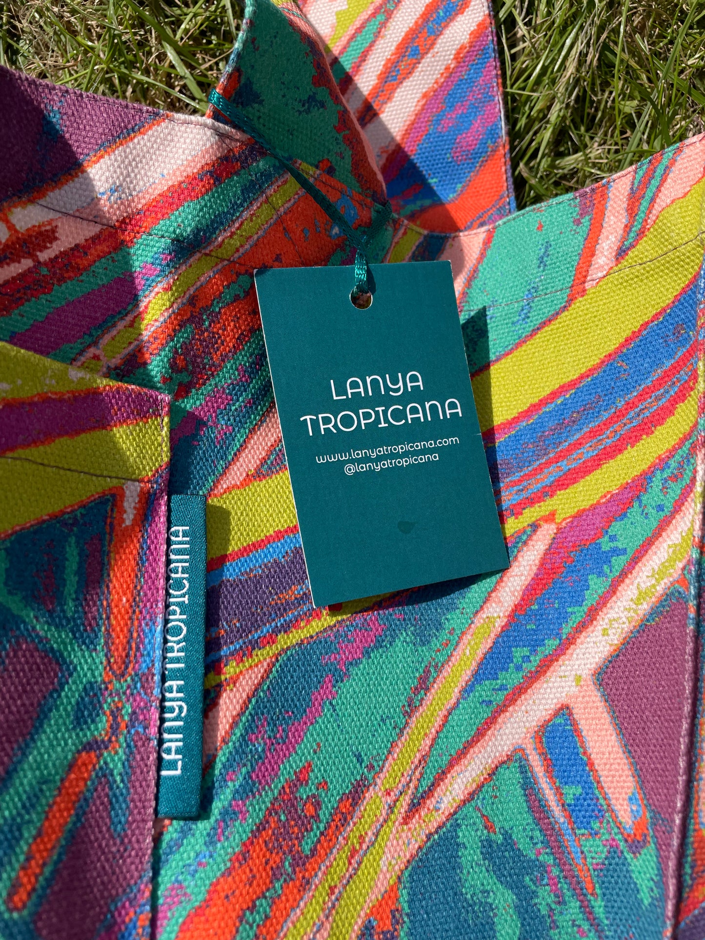 LANYA TROPICANA SUNDOWN JUNGLE PRINT ORGANIC COTTON CANVAS TOTE BRANDED LABELS