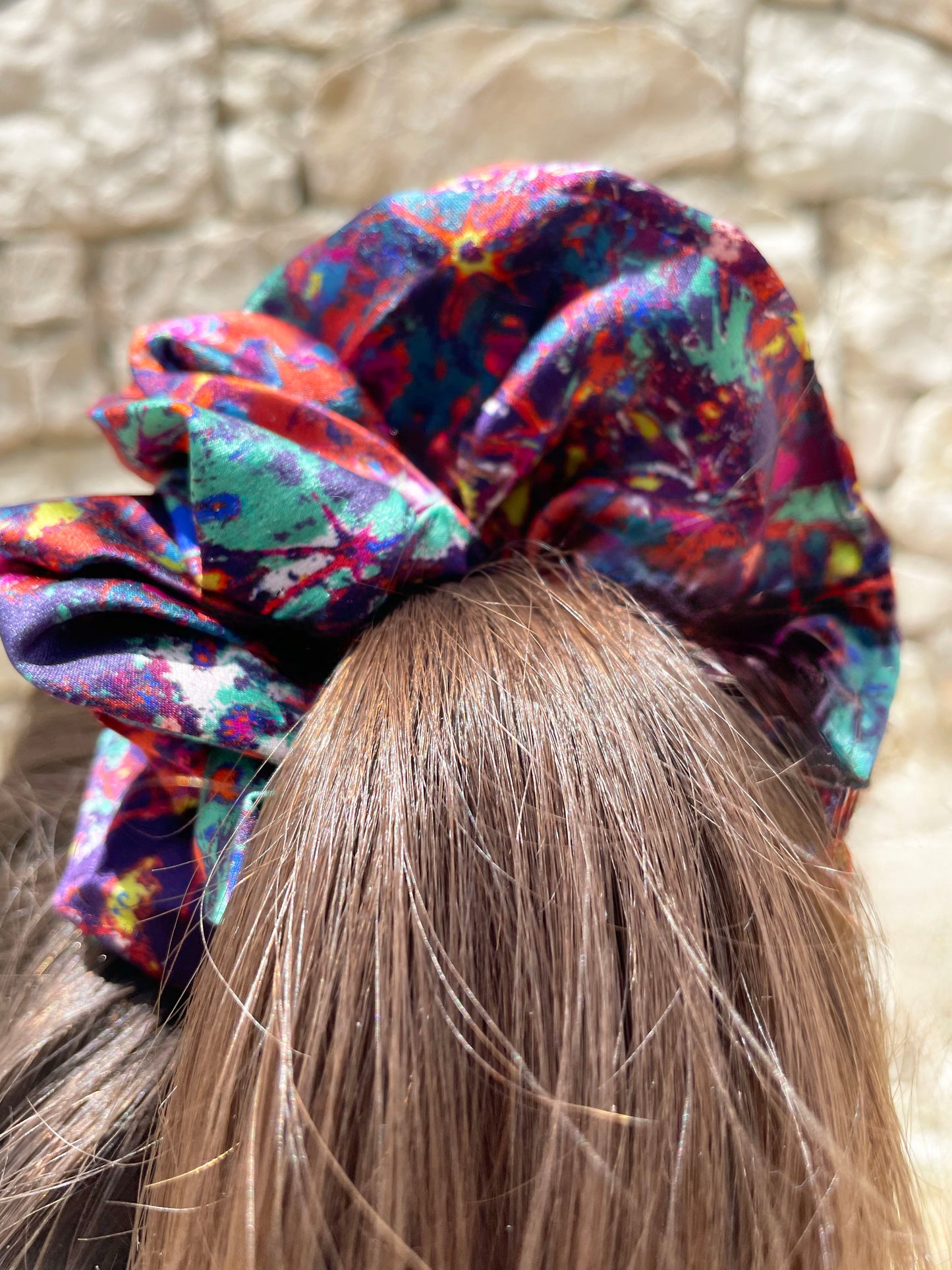 LANYA TROPICANA SUNDOWN REEF SILK SCRUNCHIE AS WORN UPCLOSE