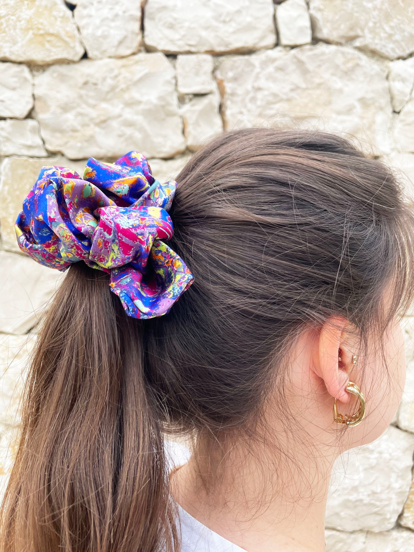 LANYA TROPICANA ZEST COLOURWAY REEF PRINTED SILK SCRUNCHIE WORN IN HAIR UPCLOSE