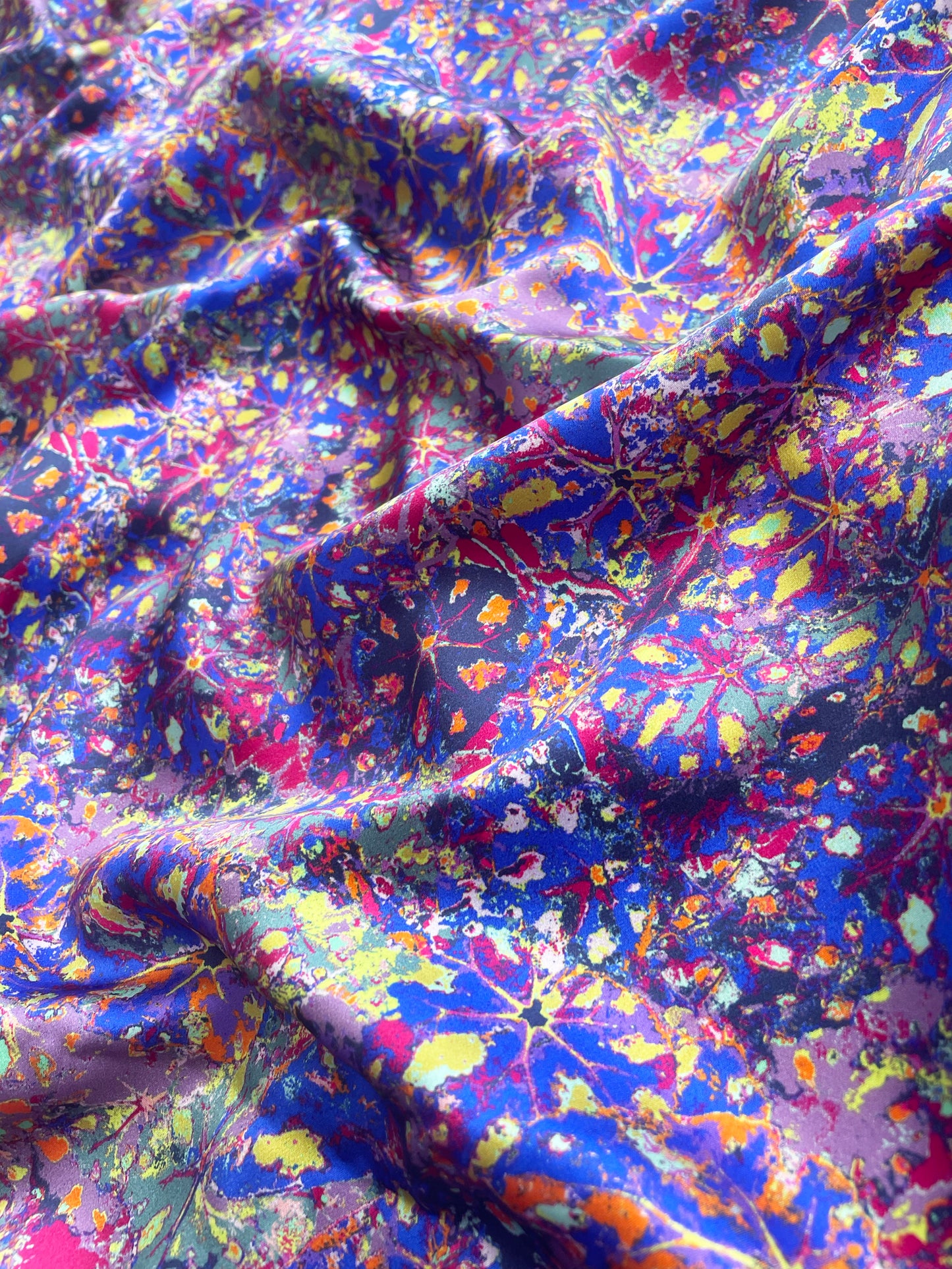 LANYA TROPICANA ZEST REEF PRINT ORGANIC SILK SCARF UPCLOSE PRINT DESIGN DETAIL