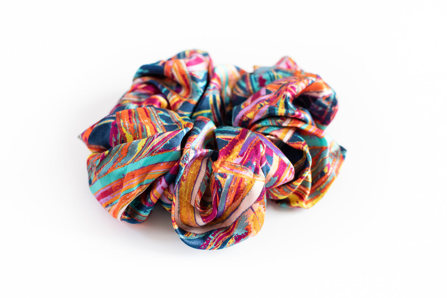 LANYA_TROPICANA_FROOTI_JUNGLE_SILK_SCRUNCHIE UPCLOSE