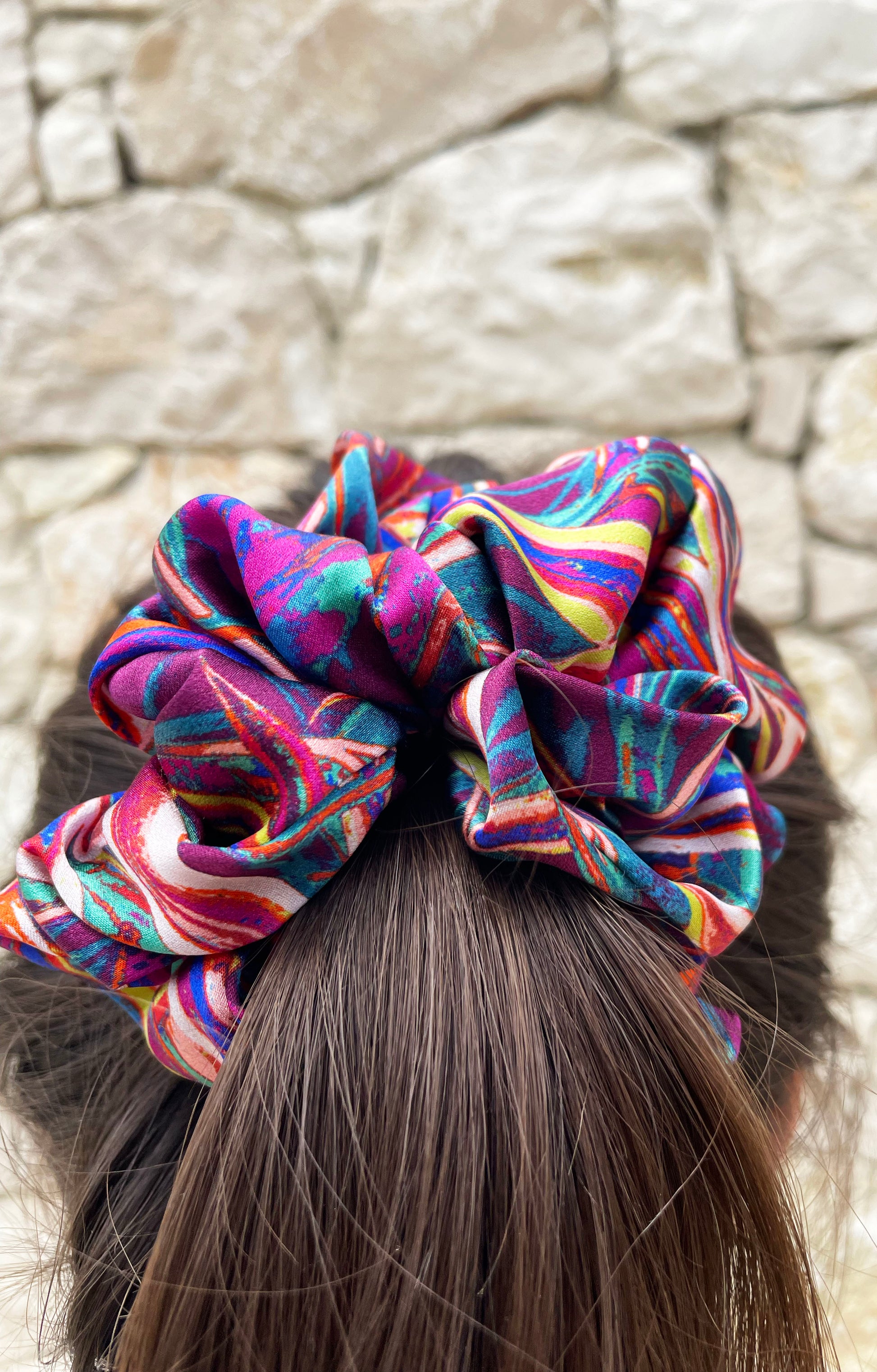 LANYA TROPICANA SUNDOWN JUNGLE SCRUNCHIE AS WORN UPCLOSE