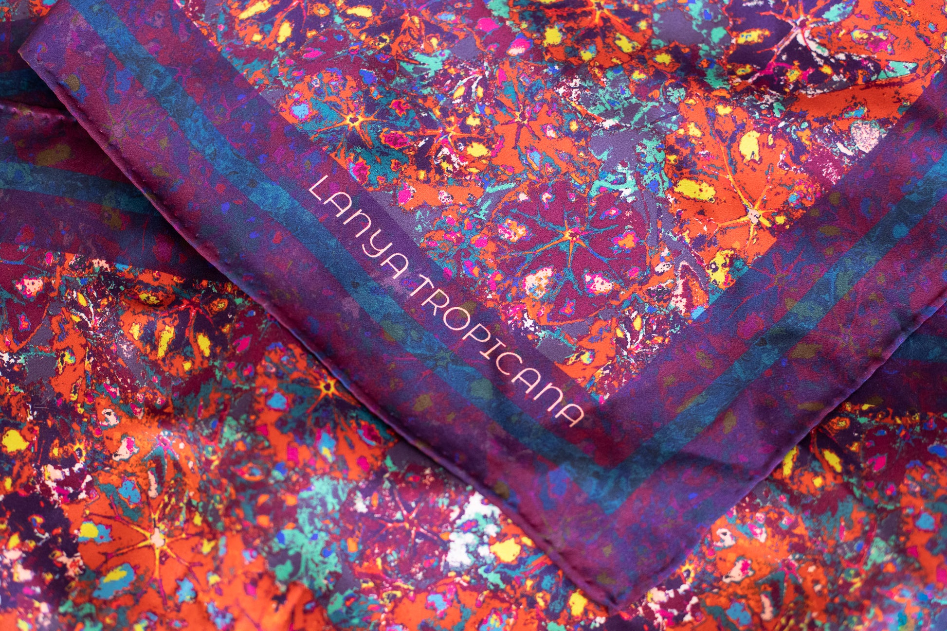 LANYA TROPICANA SUNDOWN REEF PRINT ORGANIC SILK SCARF CORNER FABRIC DETAIL