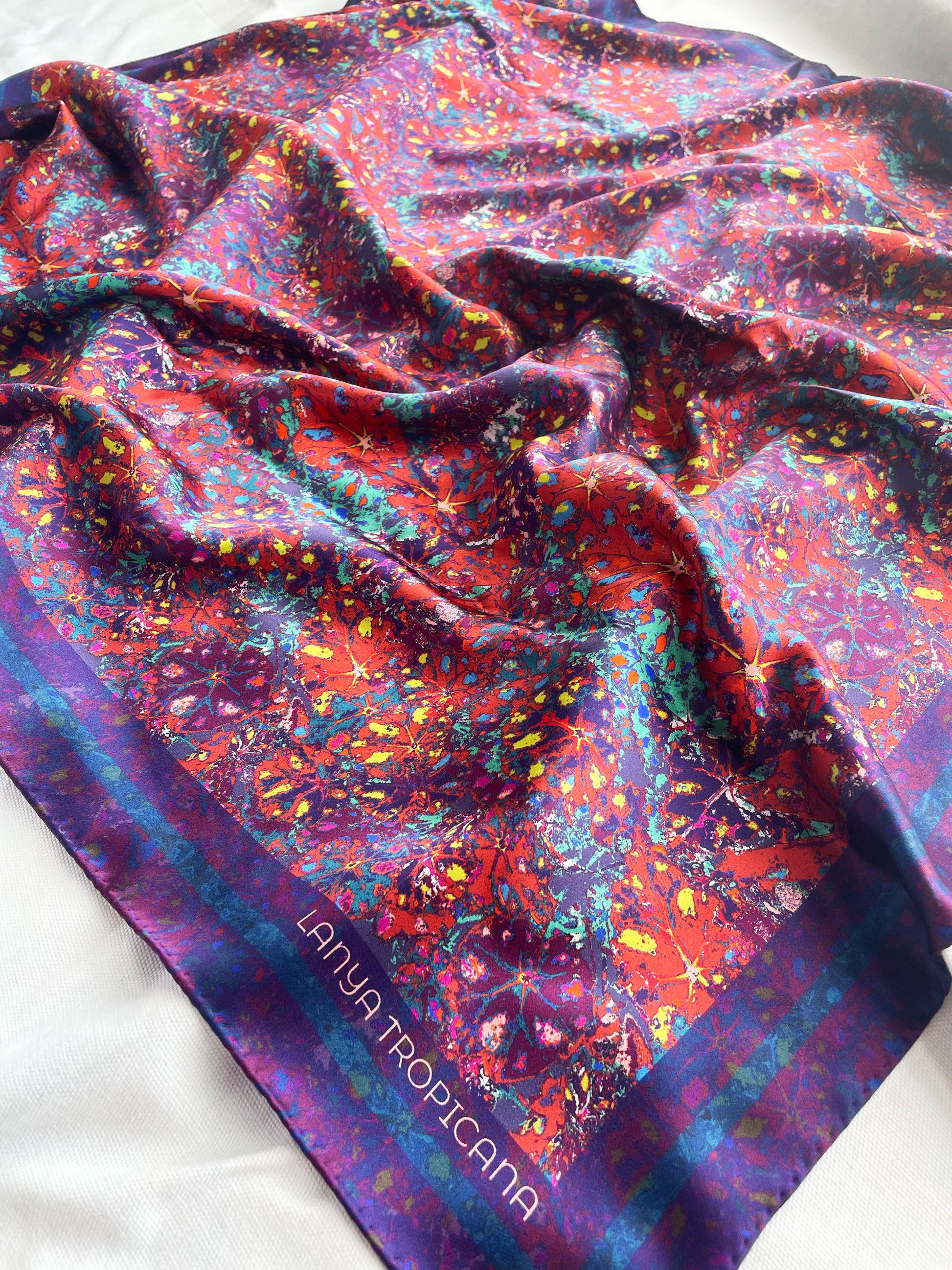 LANYA TROPICANA SUNDOWN REEF PRINT ORGANIC SILK SCARF PATTERN DETAIL