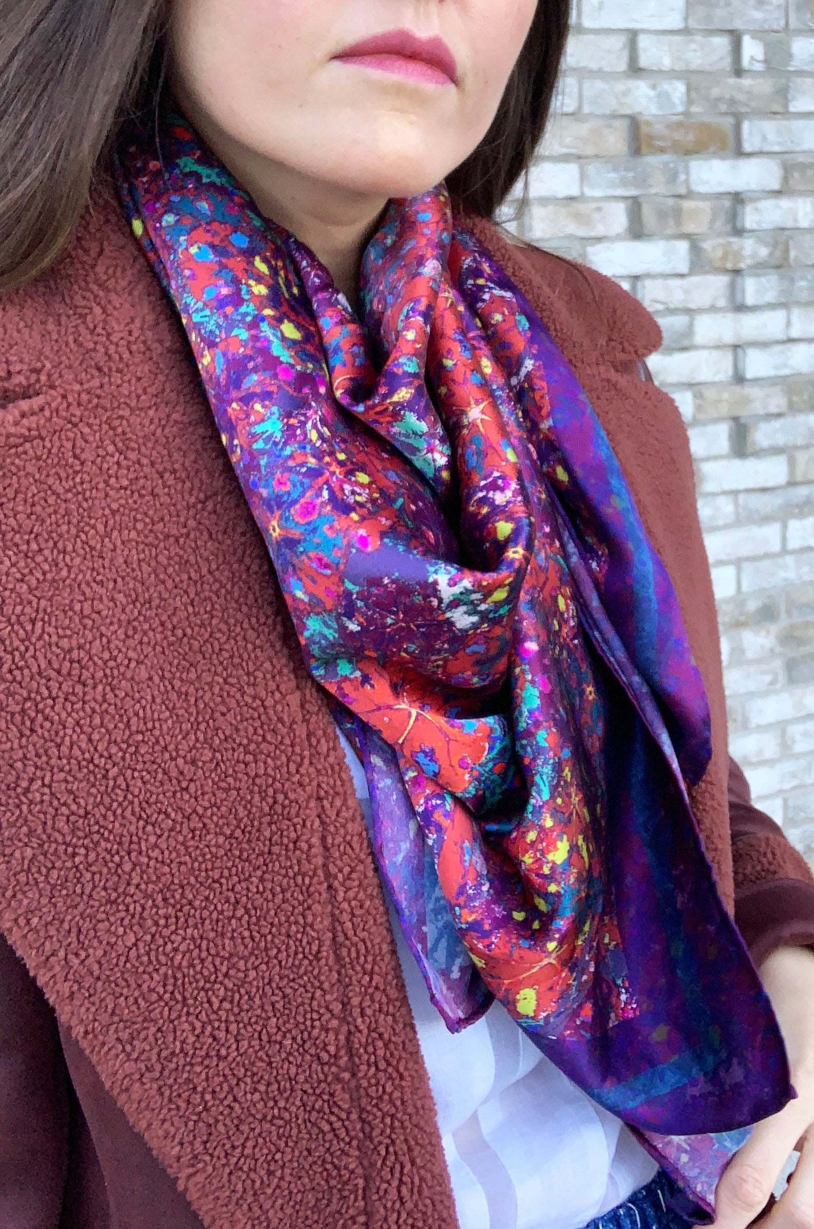 LANYA TROPICANA SUNDOWN REEF PRINT ORGANIC SILK SCARF WORN UPCLOSE PATTERN DETAIL